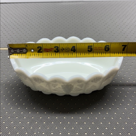 Vintage Westmoreland Paneled Grape Milk Glass Oval Nut Bowl Marked - Picture 7 of 8